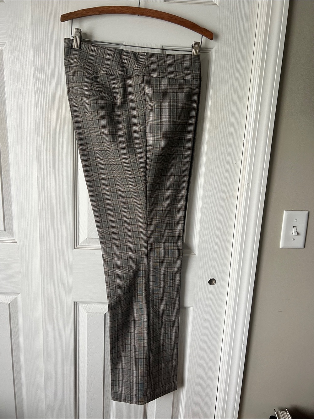 Tribal Women's Gray Plaid Trousers